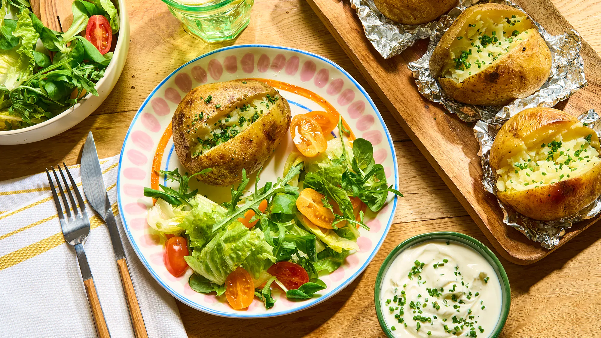 baked_potatoes_1_2000x1125