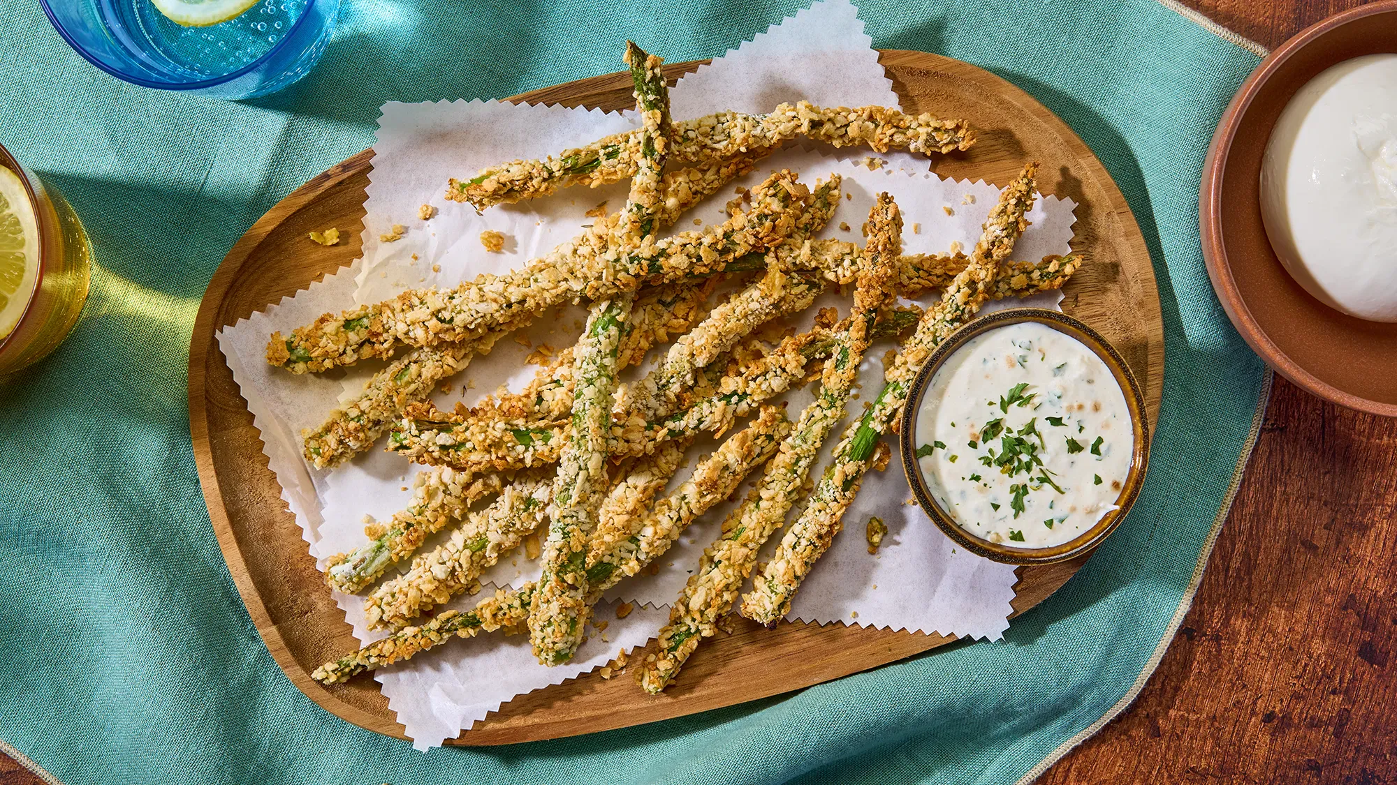 Asperges croustillantes, crème de burrata