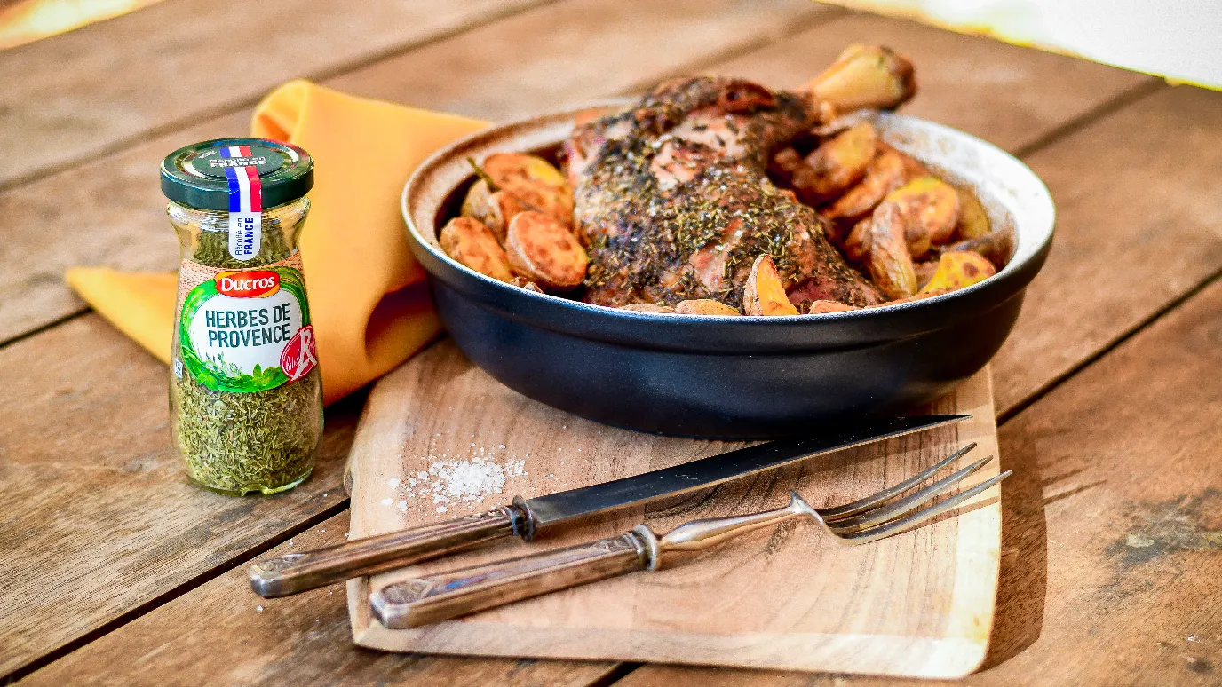 Epaule d'agneau confite aux Herbes de Provence